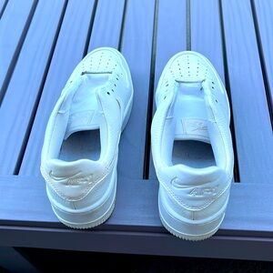 Nine Air Force 1 white 5.5